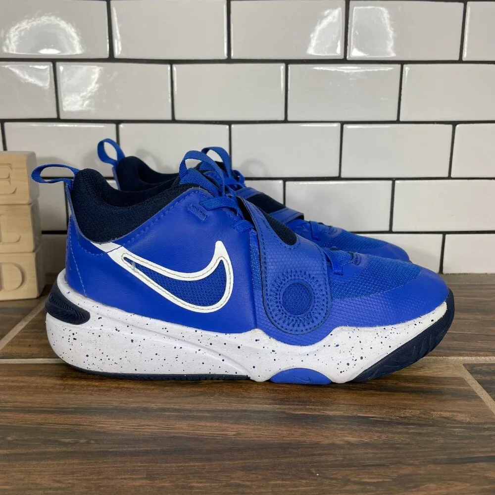 Nike Team Hustle D 11 Youth Boys Size 5Y Shoes Blue Pull On Basketball Sneakers